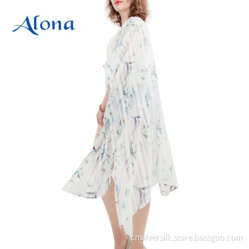 Bohemian tryckta kvinnor kaftans blommig strand täcka upp